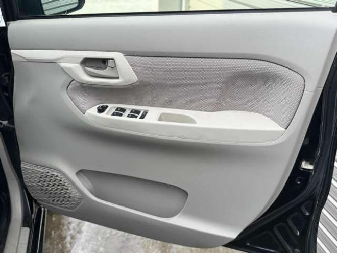 ムーヴX SA 4WD　キーフリー　プッシュスタート 660