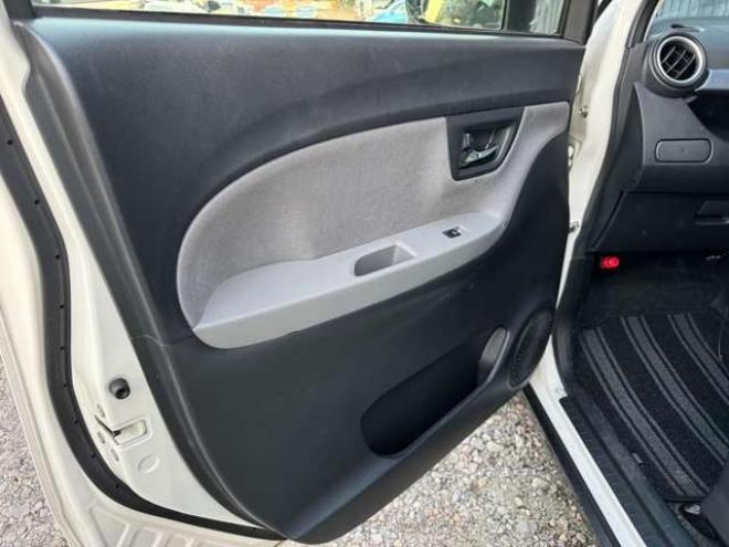 ピクシスジョイC 660 X 4WD　ナビ　TV　Bカメラ　Bluetooth　1年保証　12ヵ月点検済　下廻り防錆塗装済 660