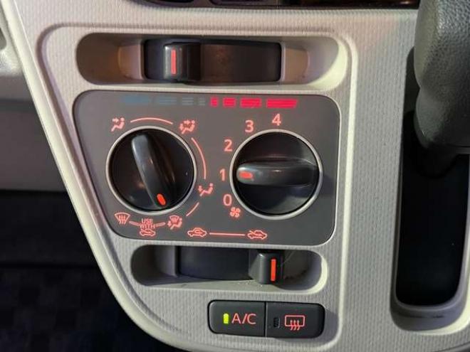 ムーヴL 4WD　ナビ　TV　12ヵ月点検済　下廻り防錆塗装済 660