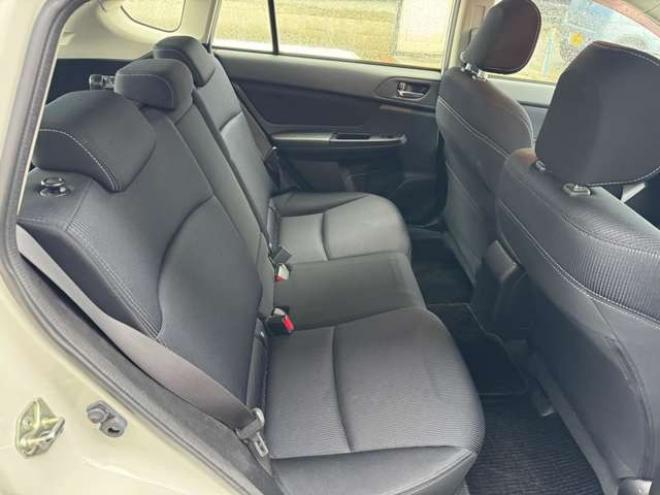 インプレッサスポーツ 2.0 i アイサイト 4WD　ナビ　TV　Bカメラ　Egスターター　夏冬タイヤ 2000