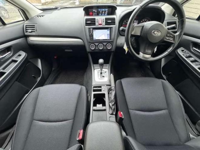 インプレッサスポーツ 2.0 i アイサイト 4WD　ナビ　TV　Bカメラ　Egスターター　夏冬タイヤ 2000