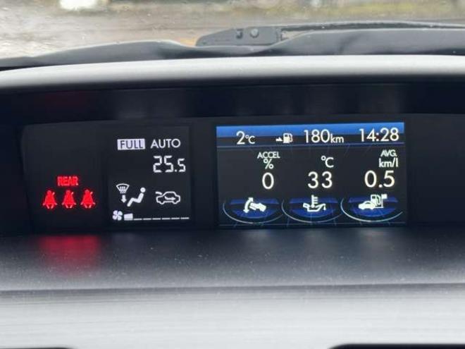 インプレッサスポーツ 2.0 i アイサイト 4WD　ナビ　TV　Bカメラ　Egスターター　夏冬タイヤ 2000