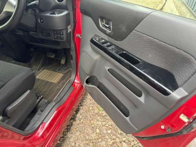 フレアワゴンカスタムスタイル XS 4WD　Pスライド　Bluetooth　下廻防錆塗装 660