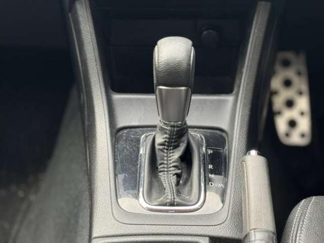 インプレッサスポーツ 2.0 i-S アイサイト 4WD　本革シート　HID　Bluetooth 2000