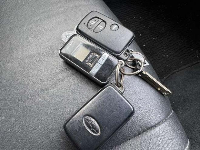 インプレッサスポーツ 2.0 i-S アイサイト 4WD　本革シート　HID　Bluetooth 2000