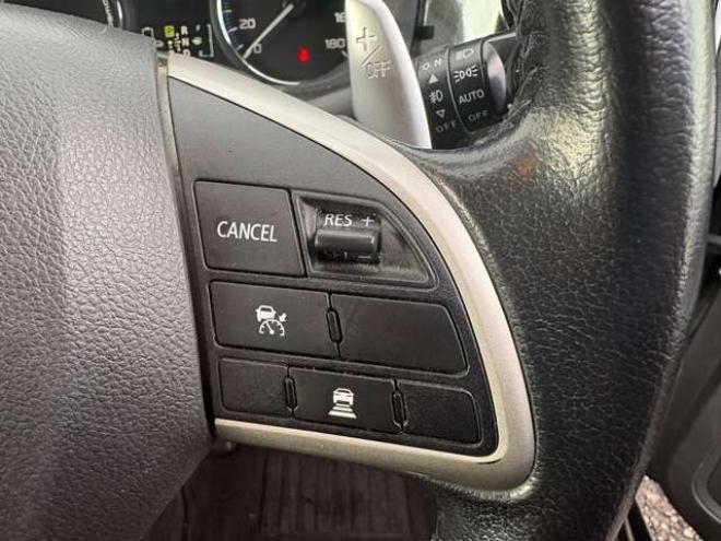 アウトランダーPHEV2.0 G ナビパッケージ 4WD　 2000