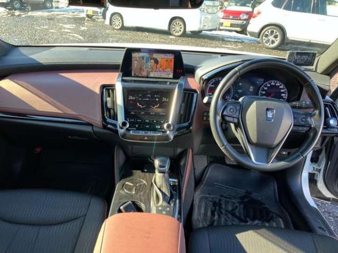 クラウンハイブリッド 2.5 S Four Cパッケージ 4WD　 2500