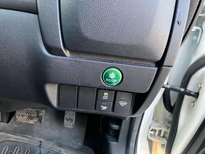 フィット1.5 ハイブリッド Lパッケージ 4WD　 1500