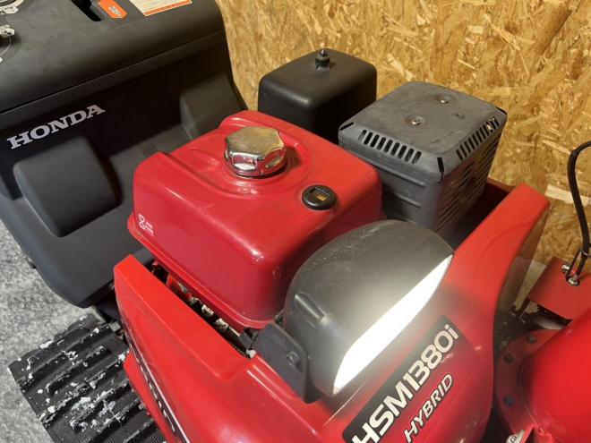 除雪機ホンダ　HSM1380i！ハイブリッド！左右旋回レバー！電動オーガローリング！