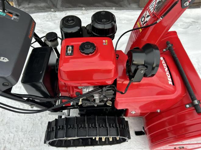 除雪機ホンダHS870S点検整備塗装済み