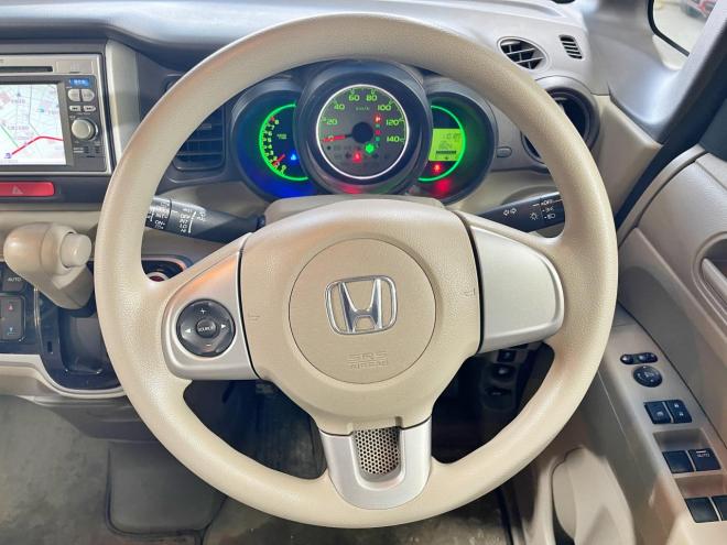 N-BOXG Lパッケージ 4WD 5年保証 スマキー ナビTV Bカメ 夏冬タイヤ 寒冷地仕様 車検整備2年付 修復歴無