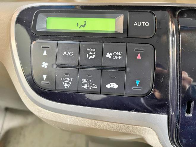 N-BOXG Lパッケージ 4WD 5年保証 スマキー ナビTV Bカメ 夏冬タイヤ 寒冷地仕様 車検整備2年付 修復歴無