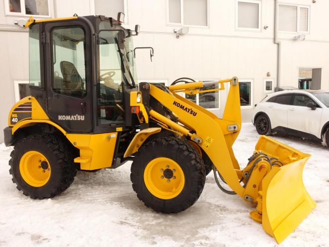 ホイールローダコマツ WA40-6　バケット容量0.5m3　マルチプラウ