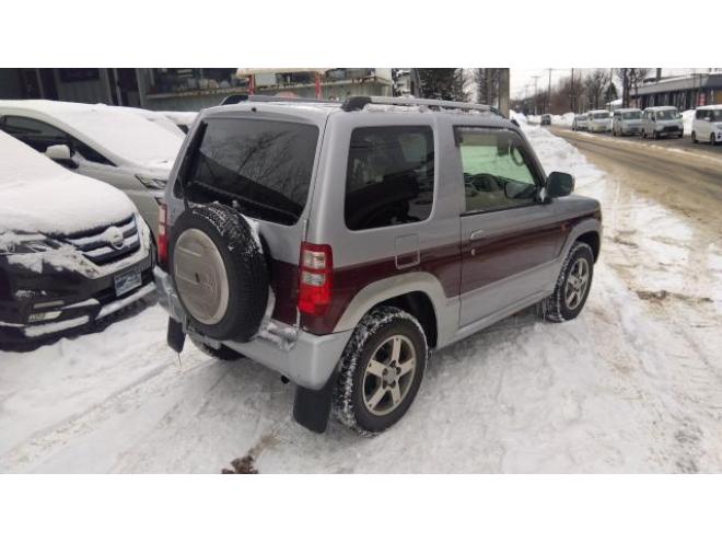パジェロミニエクシード　4WD 660 3Dr