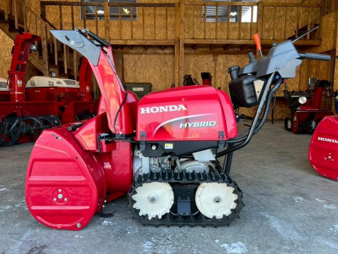 除雪機ホンダ　HSS1170i！ハイブリッド！