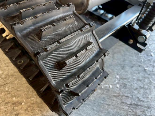 除雪機ホンダ　HSS1170i！ハイブリッド！