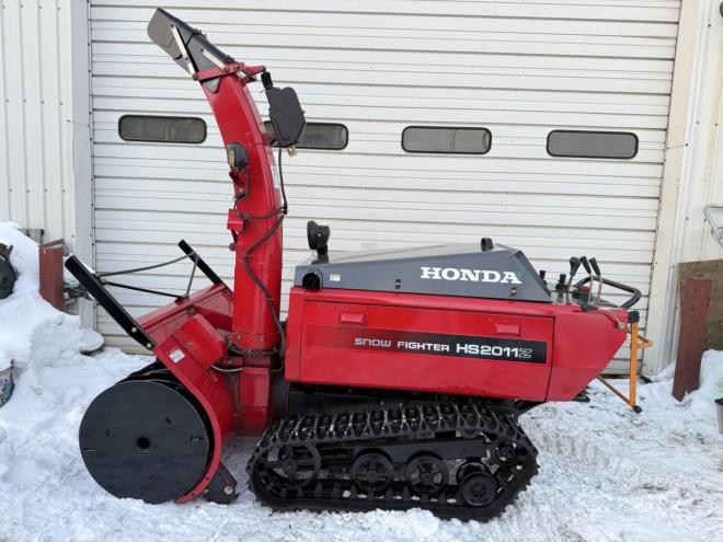 除雪機飛距離抜群！ホンダ HS2011Z スノーファイター 20馬力 状態極上