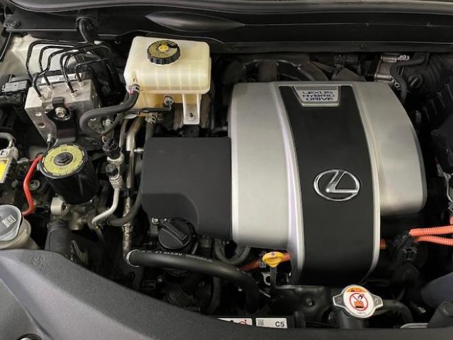 レクサスＲＸ４５０ｈ　Ｆスポーツ　本州仕入　寒冷地仕様　禁煙車　電動サンルーフ　純正２０インチＡＷ　社外１８ＡＷ＋スタッドレスタイヤ付　純正レザーシート　純正ナビ　地デジ　Ｂｌｕｅｔｏｏｔｈ　シートヒーター＆クーラー　前後ドラレコ 4WD 3500 5Dr