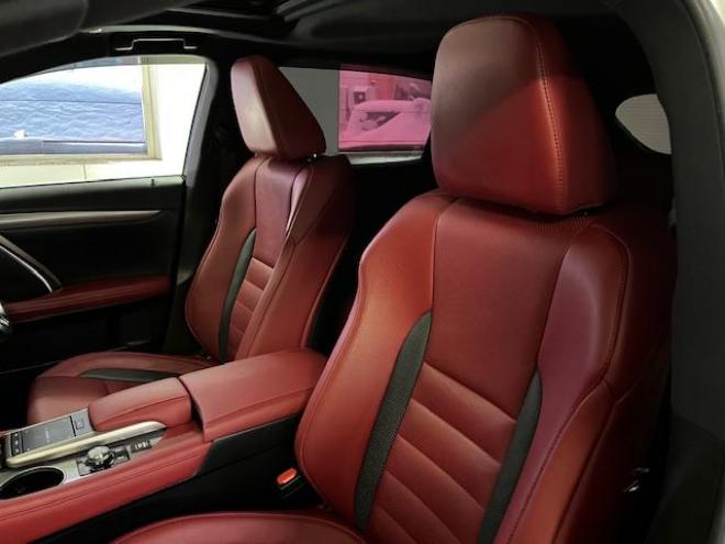 レクサスＲＸ４５０ｈ　Ｆスポーツ　本州仕入　寒冷地仕様　禁煙車　電動サンルーフ　純正２０インチＡＷ　社外１８ＡＷ＋スタッドレスタイヤ付　純正レザーシート　純正ナビ　地デジ　Ｂｌｕｅｔｏｏｔｈ　シートヒーター＆クーラー　前後ドラレコ 4WD 3500 5Dr