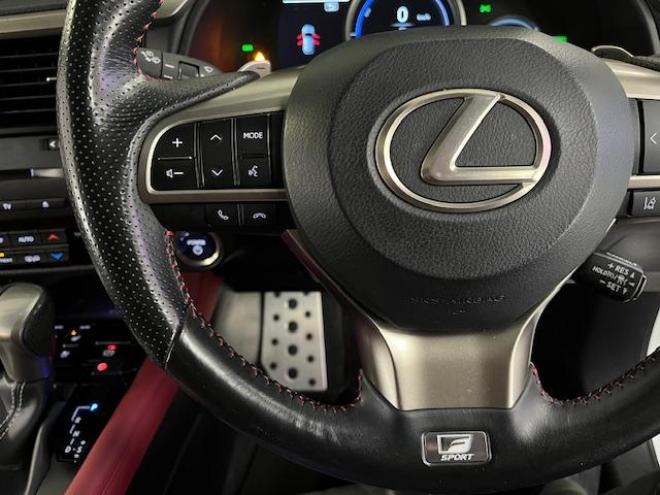 レクサスＲＸ４５０ｈ　Ｆスポーツ　本州仕入　寒冷地仕様　禁煙車　電動サンルーフ　純正２０インチＡＷ　社外１８ＡＷ＋スタッドレスタイヤ付　純正レザーシート　純正ナビ　地デジ　Ｂｌｕｅｔｏｏｔｈ　シートヒーター＆クーラー　前後ドラレコ 4WD 3500 5Dr