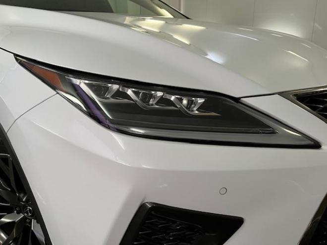 レクサスＲＸ４５０ｈ　Ｆスポーツ　本州仕入　寒冷地仕様　禁煙車　電動サンルーフ　純正２０インチＡＷ　社外１８ＡＷ＋スタッドレスタイヤ付　純正レザーシート　純正ナビ　地デジ　Ｂｌｕｅｔｏｏｔｈ　シートヒーター＆クーラー　前後ドラレコ 4WD 3500 5Dr