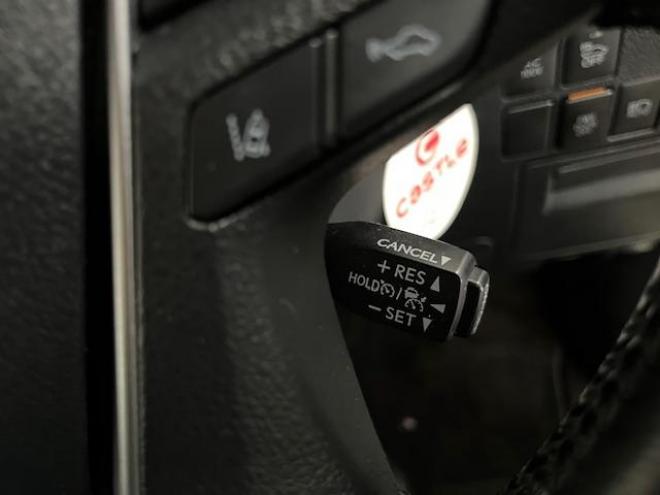 アルファードハイブリッドＳＲ　本州仕入　寒冷地仕様　禁煙車　純正ブラックレザーシート　純正１７インチＡＷ　社外１６ＡＷ＋スタッドレスタイヤ付　純正ナビ　地デジ　Ｂｌｕｅｔｏｏｔｈオーディオ　純正リアフリップダウンモニター　ＥＴＣ 4WD 2500 5Dr