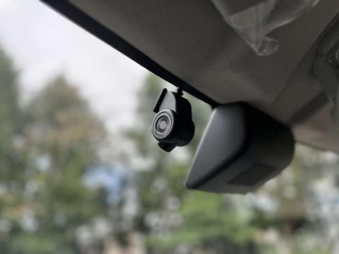 タウンエースバン1.5 GL 4WD　アルトピアーノ　ベージュツートン全塗装済　ベッドキット　セカンドバッテリー　ETC　フルセグTVナビ　バックカメラ　アイドリングストップ　ABS　レーンキープアシスト　盗難防止装置　パワステ　パワーウィンドウ 1500