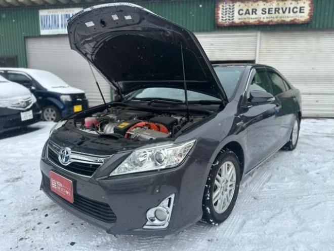 カムリハイブリッド2.5 Gパッケージ　純正アルミ　純正ナビ　ETC　ワンセグ　バックカメラ　パワステ　パワーウィンドウ　キーレスエントリー　電動シート　クルーズコントロール　横滑り防止装置　盗難防止装置 正規輸入車 2WD 2500