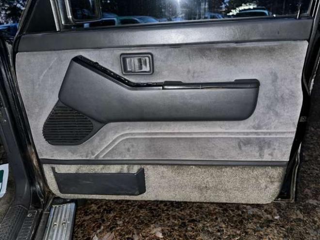 サファリ4.2 エクストラハイルーフグランロード ディーゼル 4WD　ハイルーフ　パワステ　パワーウィンドウ　社外アルミホイール　マッドフラップ 4200