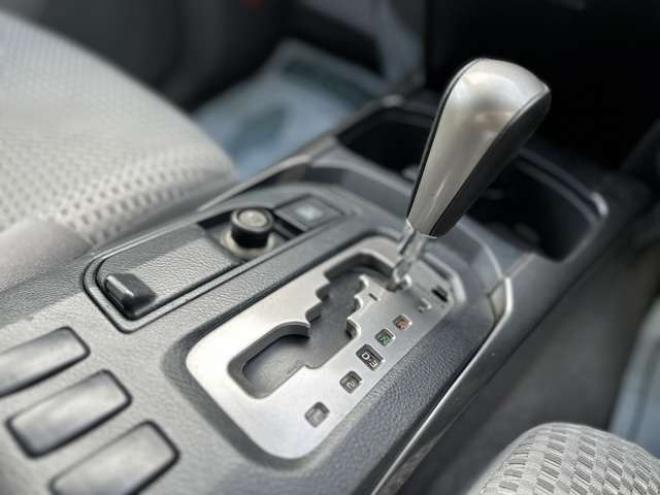 ハイラックスサーフ2.7 SSR-X リミテッド 4WD　リフトアップ/社外ナビ/PS/PW/AW/Bカメラ 2700