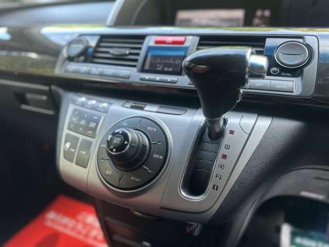 エリシオン2.4 G エアロ HDDナビスペシャルパッケージ 4WD　ABS　バックカメラ　盗難防止装置　エアコン　パワステ　パワーウィンドウ　HDDナビ　ETC　キーレス　3列シート　両側電動スライドドア　アルミホイール　DVD再生　CD　フォグランプ 2400