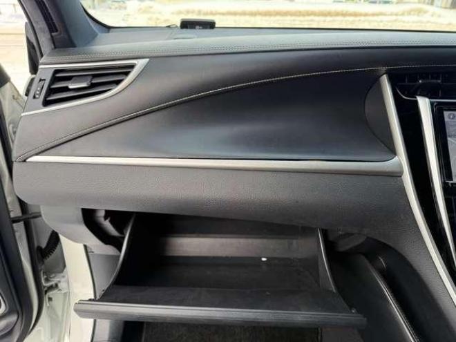 ハリアーハイブリッド2.5ハイブリッドE-Fourプレミアム 4WD ローンが不安な方＜優遇ローン＞  本州仕入　フルエアロ　SDナビTV　バックカメラ　4WD 