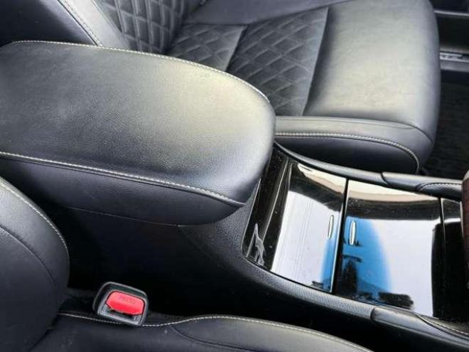 ハリアーハイブリッド2.5ハイブリッドE-Fourプレミアム 4WD ローンが不安な方＜優遇ローン＞  本州仕入　フルエアロ　SDナビTV　バックカメラ　4WD 