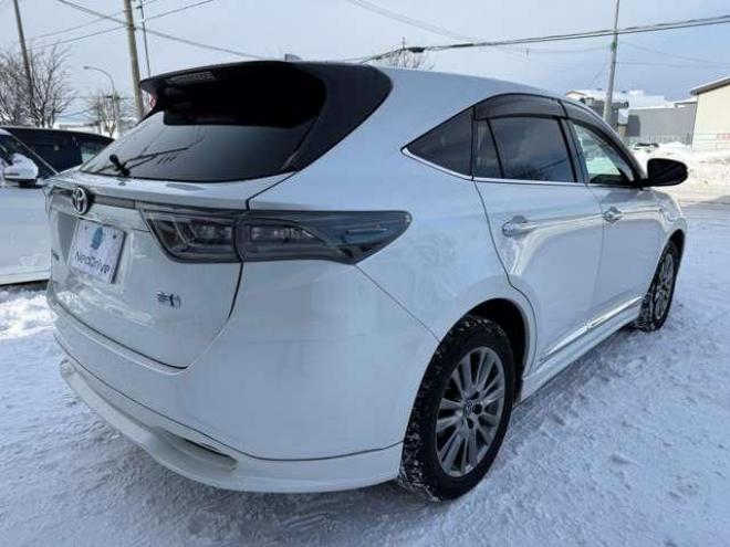 ハリアーハイブリッド2.5ハイブリッドE-Fourプレミアム 4WD ローンが不安な方＜優遇ローン＞  本州仕入　フルエアロ　SDナビTV　バックカメラ　4WD 