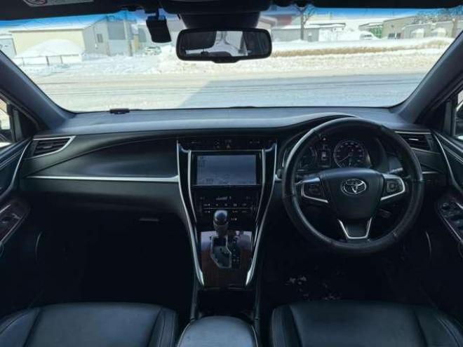 ハリアーハイブリッド2.5ハイブリッドE-Fourプレミアム 4WD ローンが不安な方＜優遇ローン＞  本州仕入　フルエアロ　SDナビTV　バックカメラ　4WD 