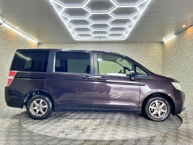 ステップワゴン2.0G 4WD 5年保証 ナビ Bカメ 寒冷地仕様 禁煙 車検整備2年付