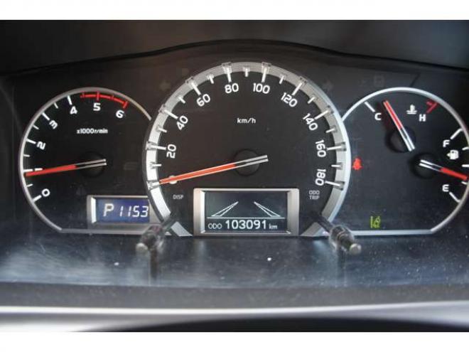 ハイエースバン2.8 スーパーGL ダークプライムII ロングボディ ディーゼルターボ 4WD　ESSEXカスタム　FリップスポイラーVer.4　サイドライナー　クワトロリアバンパー　プログレスIバッドパネル　17インチELホイール　ヨコハマPARADA　415COBRAフラットキット 2800