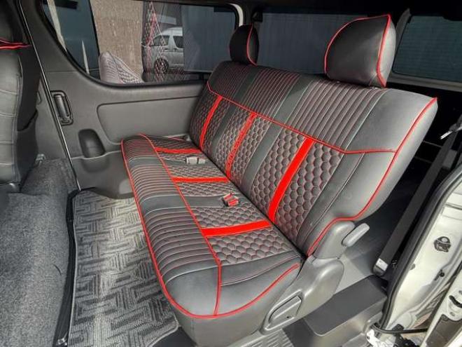 ハイエースバン2.8ダークプライムIIマルチロールトランスポータータイプIロングディーゼルターボ4WD　寒冷地仕様　ワンオーナー　ESSEX　ENCM18インチAW　ESSEXフロントリップスポイラー　ローダウン　パワースライドドア　LEDテール　415COBRAシートカバー&ローフォルムフェンダー&ステアリング 2800