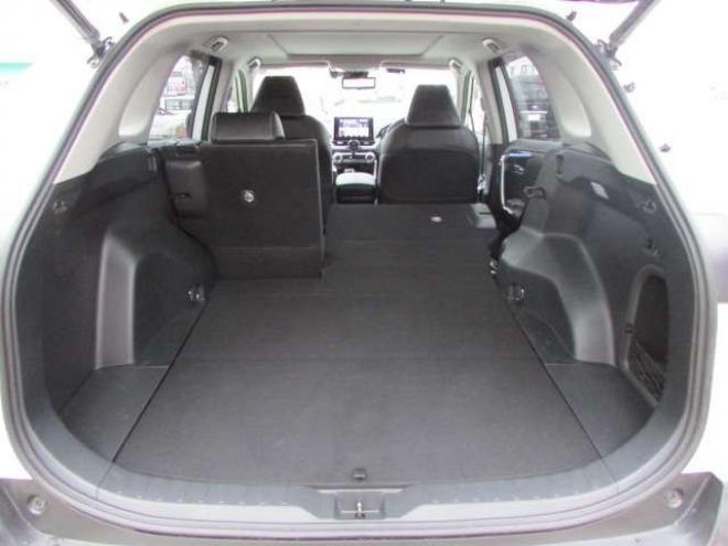RAV-42.5 ハイブリッド G E-Four 4WD　ヒッチメンバー/パワーバックドア/アップサス/モデリスタエアロ/サンルーフ/ビルトインETC/シートヒーター/ステアリングヒーター/フルセグTV/バックカメラ/サイドカメラ/ 2500