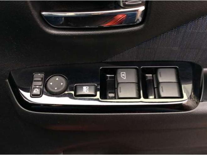 デイズハイウェイスターX 4WD　プッシュスタート　スマートキー　日産純正ナビ　フルセグTV　CD　Bluetooth　全方向カメラ　バックカメラ　本革巻きステアリング　ステアリングスイッチ　クルーズコントロール　シートヒーター　ETC 660