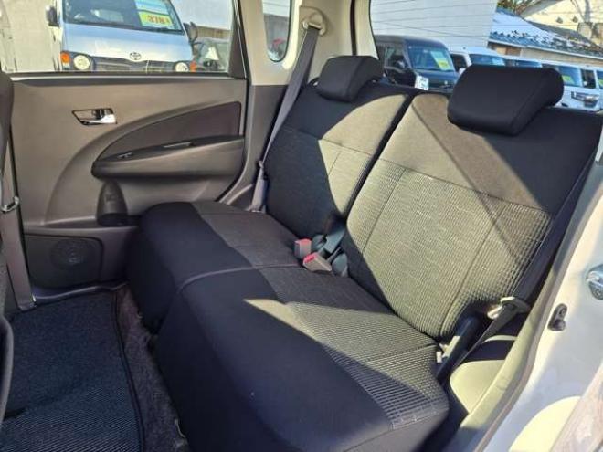 ムーヴカスタム RS SA 4WD　プッシュスタート　スマートキー　エンスタ　本革巻きステアリング　電動格納ミラー　フロントフォグ　ETC　横滑り防止　衝突被害軽減　アイドリングストップ　純正ナビ　フルセグTV　HDMI入出力対応　Bluetooth 660