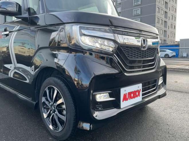 N-BOXカスタム 660 G L ホンダセンシング 4WD　純正ナビ・TV　バックカメラ　両側パワスラ　純正エンジンスターター　プッシュスタート　クルコン　ETC　LEDヘッドライト　フォグランプ　シートヒーター　ドラレコ　bluetooth 660