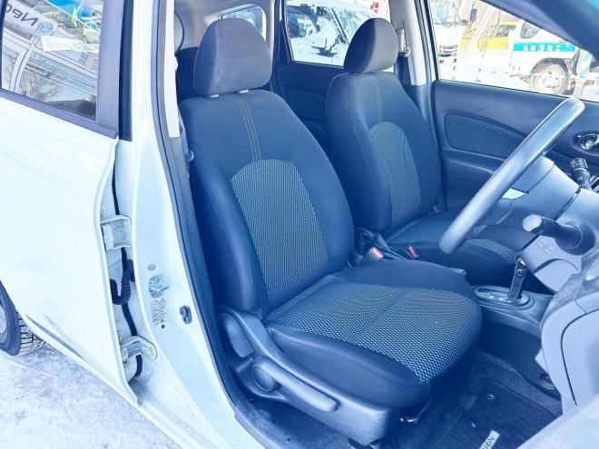 ノート1.2X FOUR 4WD　ローンが不安な方＜優遇ローン＞寒冷地仕様　エマージェンシーブレーキ　社外ナビ 4WD