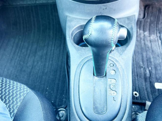 ノート1.2X FOUR 4WD　ローンが不安な方＜優遇ローン＞寒冷地仕様　エマージェンシーブレーキ　社外ナビ 4WD