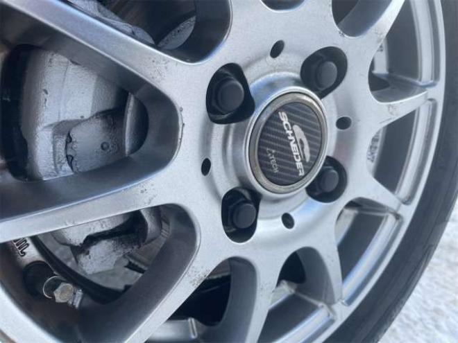 N-BOXG Lパッケージ 4WD　新在　庫　　限　定プ　ライス!!　ナビ　TV　バックカメラ　Pドア 660