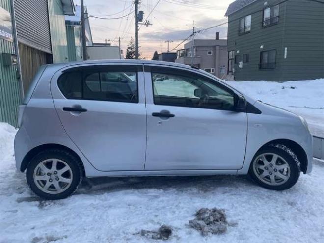 ミライース Lf 4WD　エコアイドル　4WD　5ドア　キーレス　ユーザー下取り車　記録簿　新在　庫で値　下　中 660