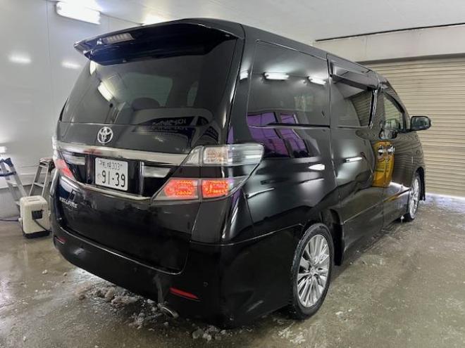 ヴェルファイア２．４Ｚ　ゴールデンアイズ　後期型　寒冷地仕様　禁煙車　両側パワースライドドア　パワーバックドア　純正ハーフレザーシート　純正１８インチＡＷ　社外１６ＡＷ＋スタッドレスタイヤ付　フロントガラス熱線　クルーズコントロール　ＥＴＣ 4WD 2400 5Dr