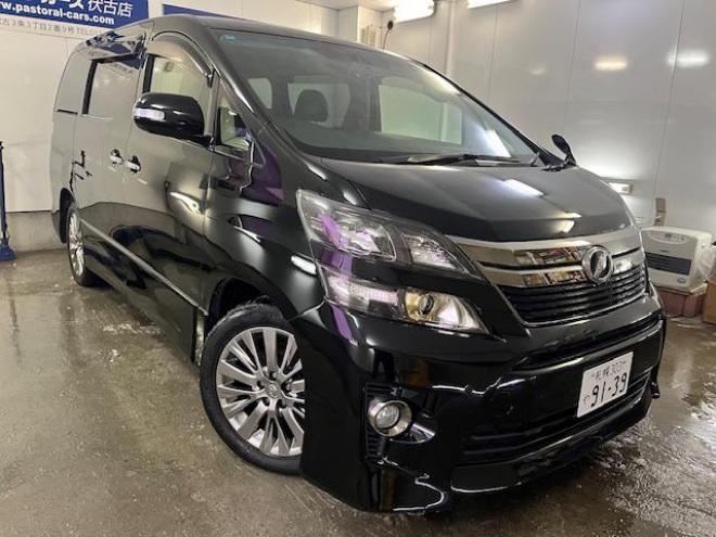 ヴェルファイア２．４Ｚ　ゴールデンアイズ　後期型　寒冷地仕様　禁煙車　両側パワースライドドア　パワーバックドア　純正ハーフレザーシート　純正１８インチＡＷ　社外１６ＡＷ＋スタッドレスタイヤ付　フロントガラス熱線　クルーズコントロール　ＥＴＣ 4WD 2400 5Dr