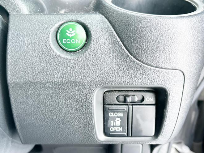 N-BOX660カスタムG Aパッケージ 4WD　ローンが不安な方＜優遇ローン＞1年保証　片側パワースライドドア