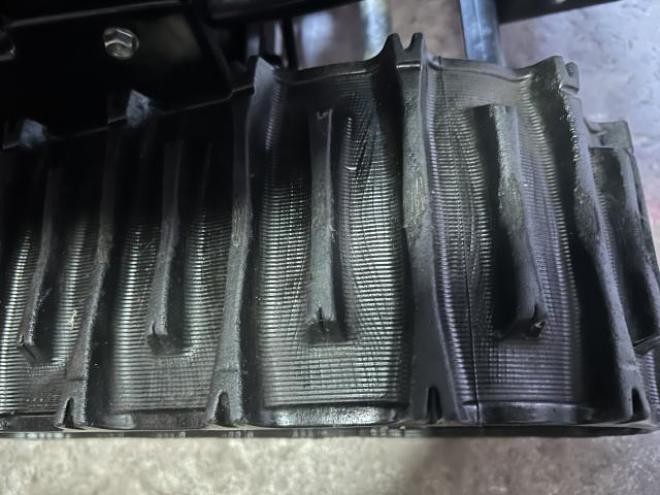 除雪機ホンダHSS970n点検整備塗装済み